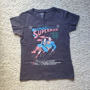 Uniqlo Grey Superman T Shirt